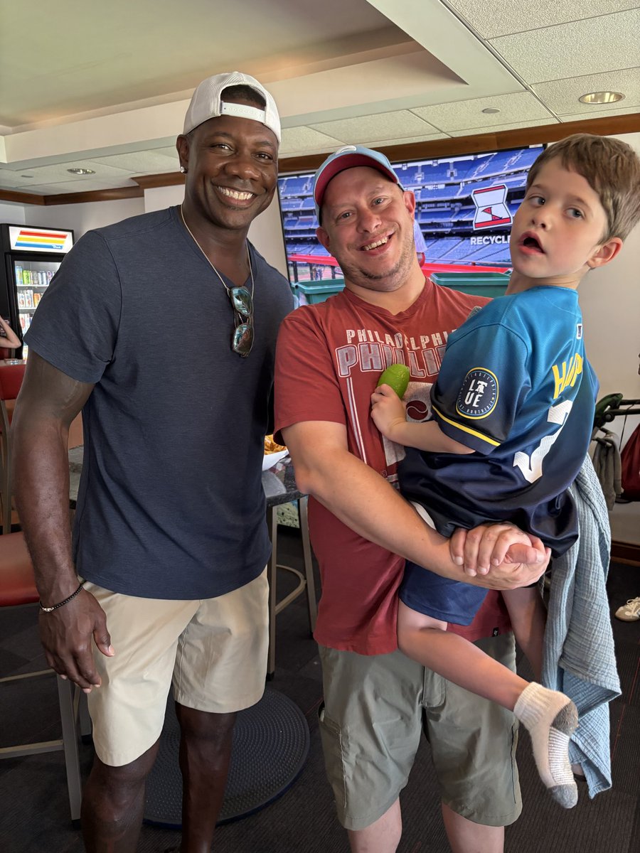 Coachclark24's tweet photo. @ReadingFightins The big piece Ryan Howard who went nuts at Harrisburg over the 4th of July https://t.co/ft8zv1oArT