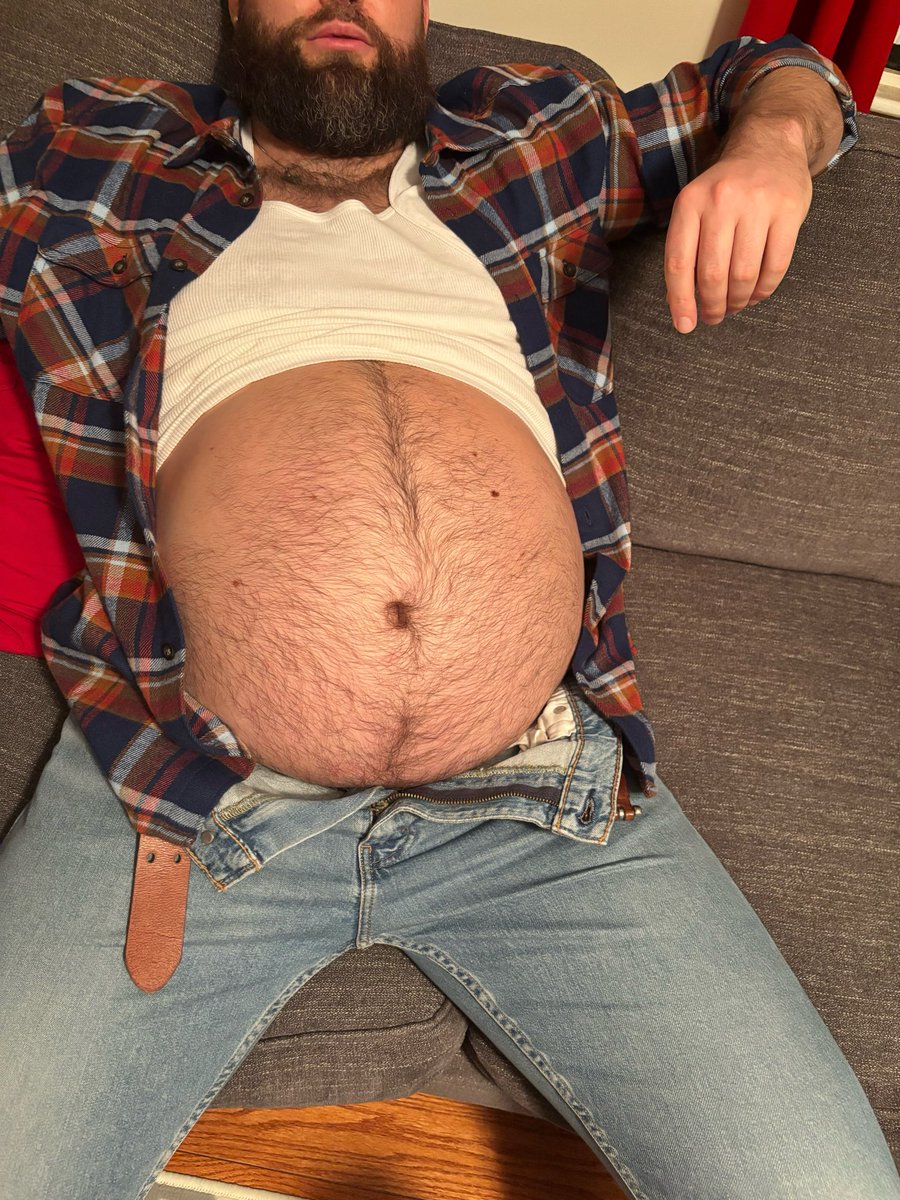 <a href="/reginagorge20/">reginagorge</a> stuffed this pup senseless this weekend 🥵😮‍💨 Felt like I was going to pop! I couldn’t believe he pushed me so hard that I started the weekend at 243 lbs and ended at 257 lbs 😱🤯🤤