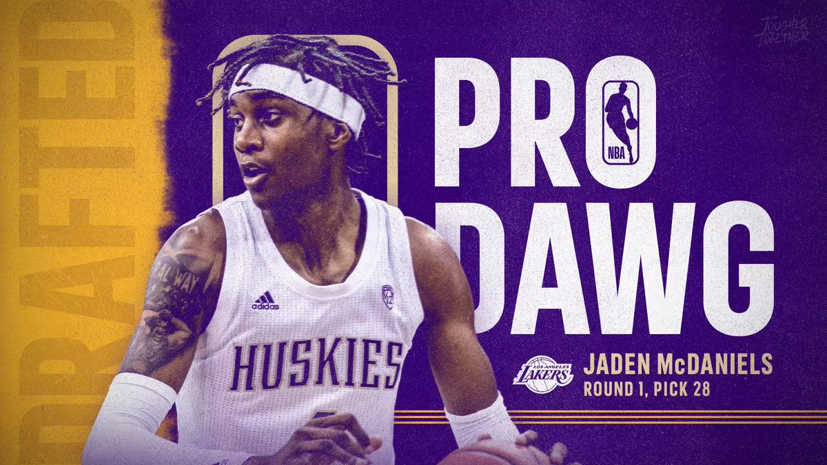 C A L V I N 🕷️ tweet media