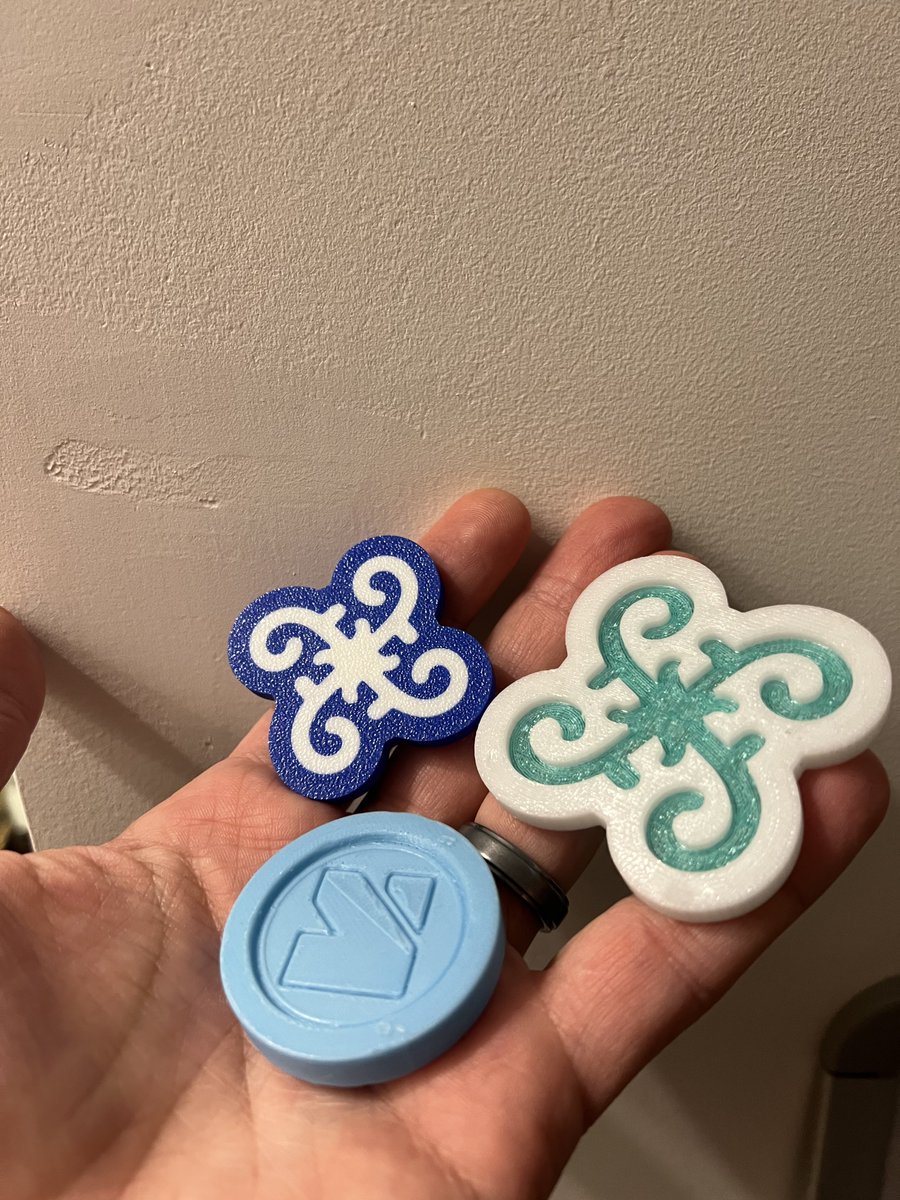 ExlaStudio's tweet image. Getting the #3Dprinter ready for SZN 2 of @Domain_Wars ! Each domain will be able to get their elemental emblem or
Logo soon to proudly represent who they fight for daily irl!
.
Stay tuned!