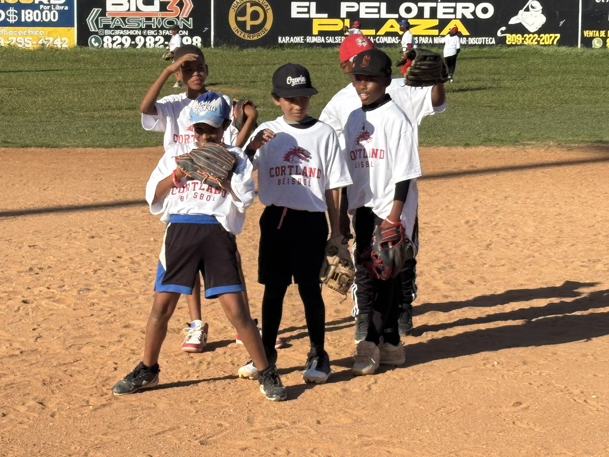 CortBaseball's tweet image. What an amazing experience, over 75 Dominican young baseball players at a clinic w Cortland Baseball! @CortlandAlumni @d3baseball