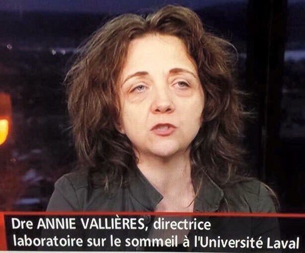 Ah oui quand même.... peut être qu’elle fait des essais sur elle-même ?
En tout cas elle a un faux air à <a href="/myriampalomba/">Myriam Palomba</a> je trouve...