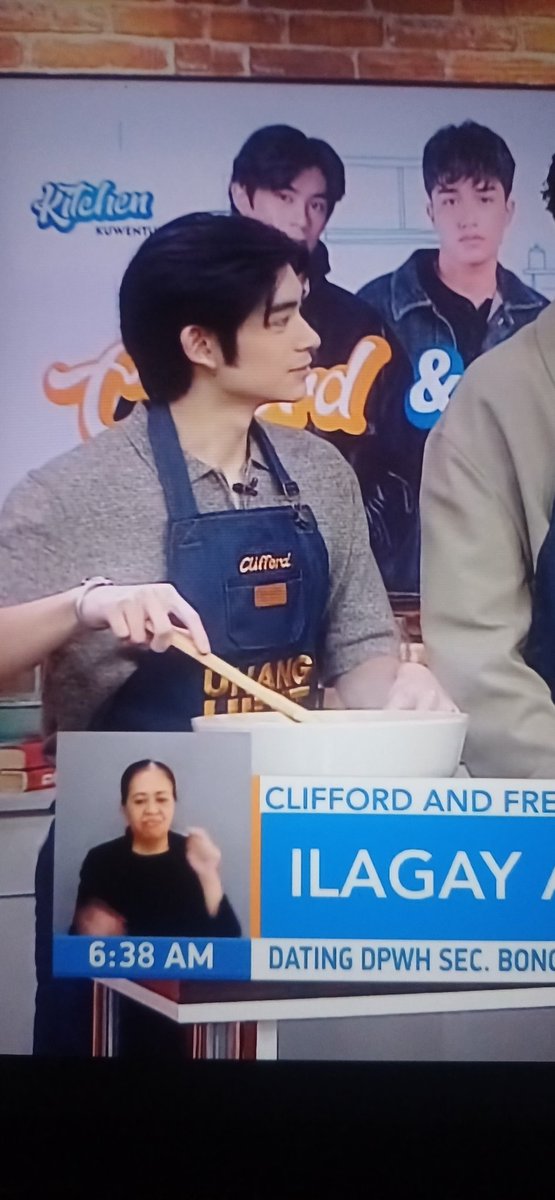 luv4cf's tweet image. hello chef Cliffy

UNANG HIRIT NI CLIFFORD