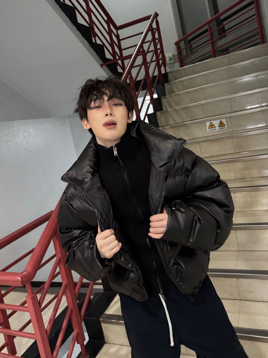 🪄︎︎◝✩ tweet media