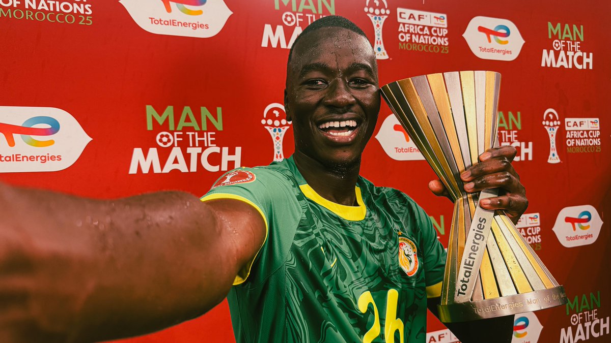CAF_Online's tweet image. Pape Gueye wins the TotalEnergies Man of the Match in the #TotalEnergiesAFCON2025 final. 🇸🇳🌟

@Football2Gether
