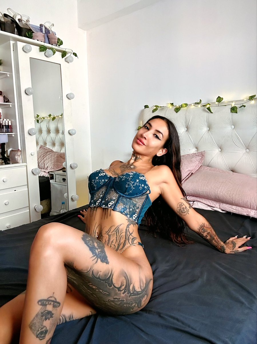 demonflor 🔞 tweet media