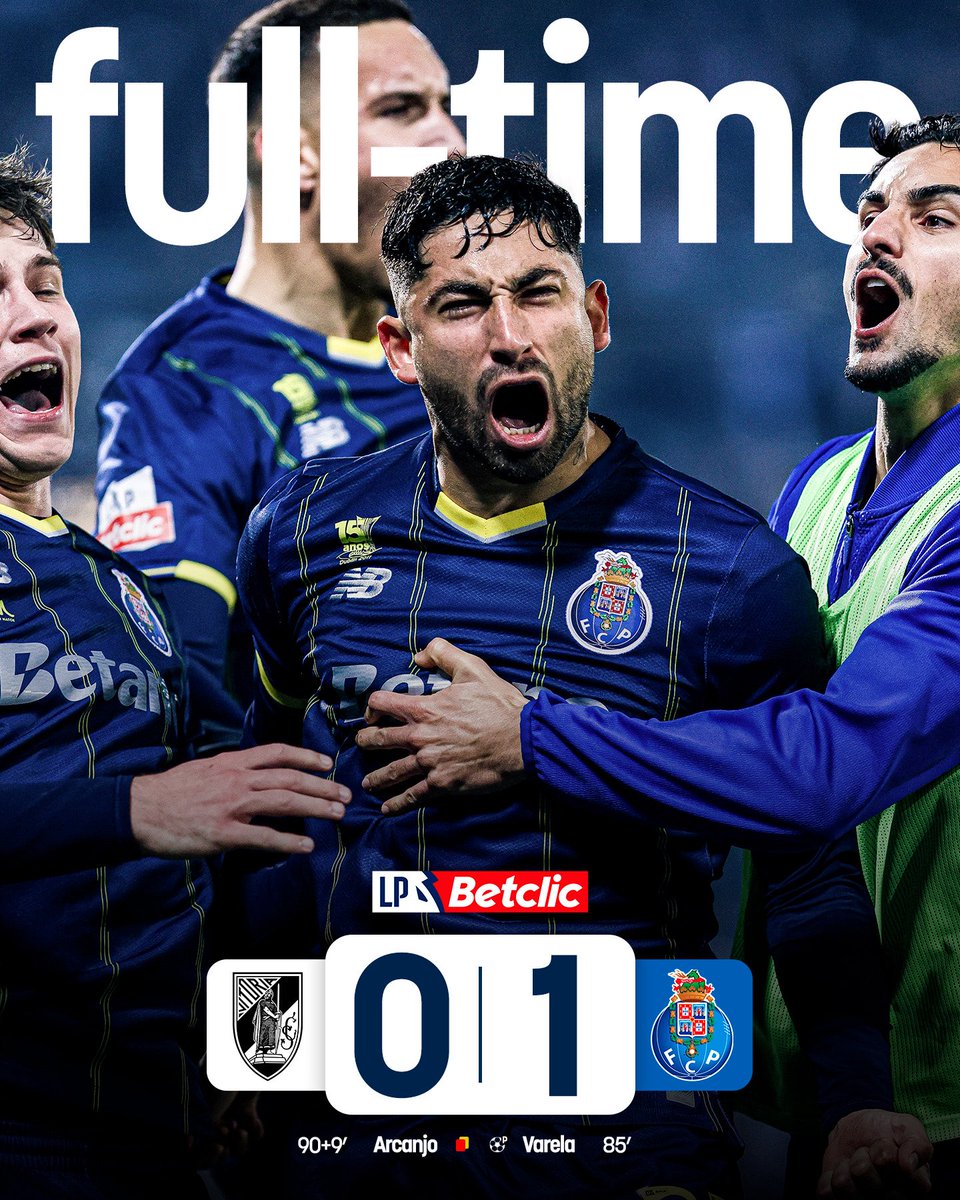 ligaportugal's tweet image. Autêntico braço de ferro ⛓️ 

Raça dos Conquistadores e Dragões deu intensidade, mas foi o @FCPorto a desfazer o equilíbrio ⛓️‍💥💥

#LigaPortugalBetclic #VSCFCP