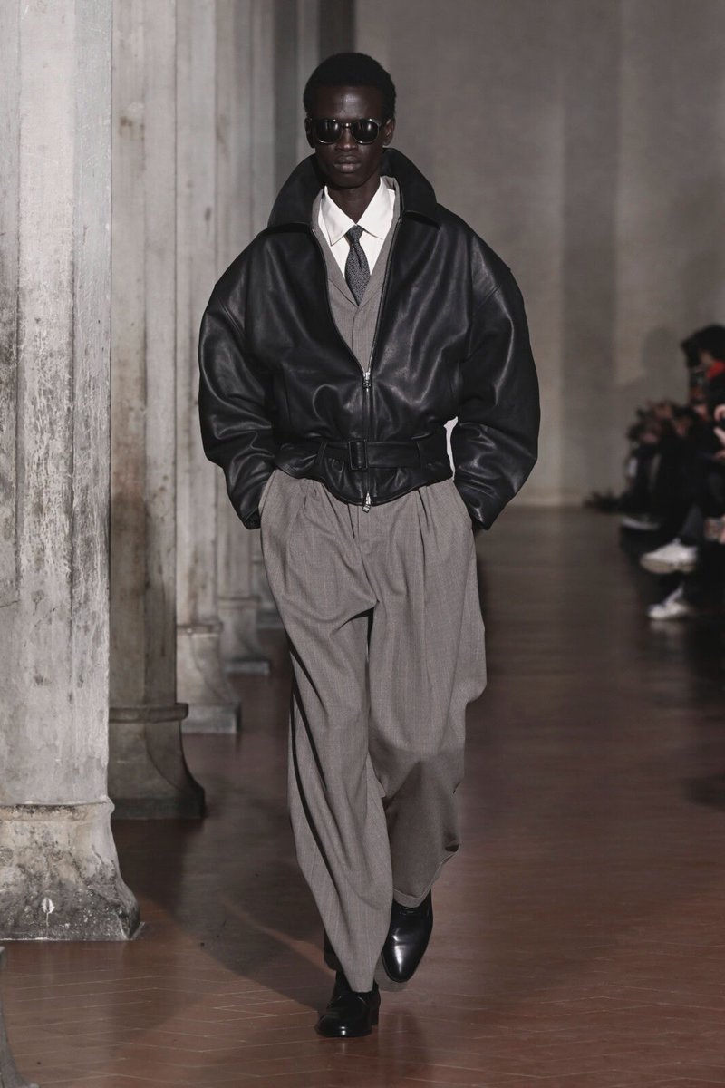 sass•hion tweet media