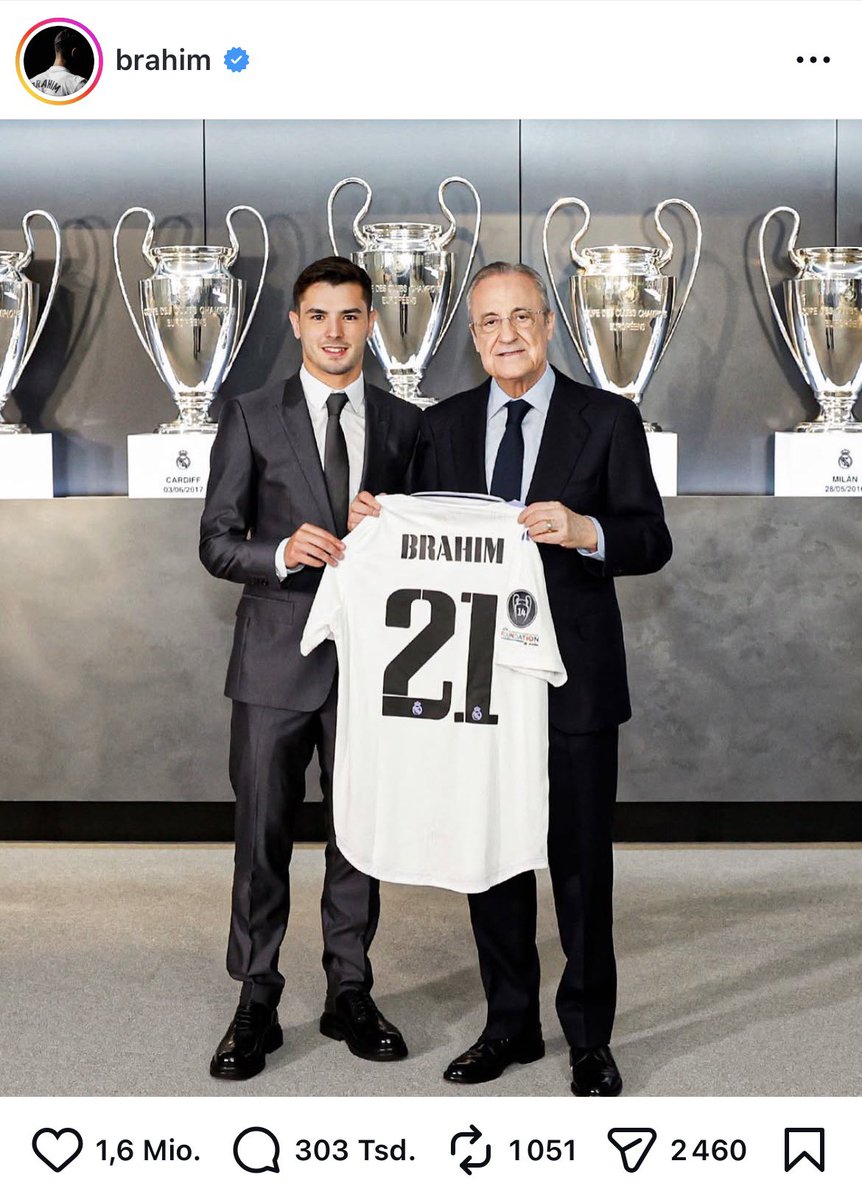 astronautovic tweet media