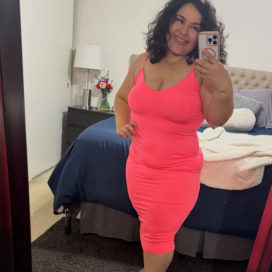 Sarah87940's tweet photo. I became who I needed when no one showed up🤫💋 https://t.co/X5ru7JwOHO