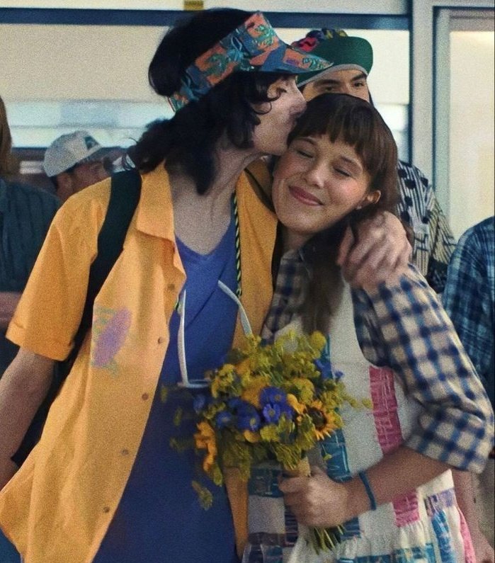 pedro: tá ligado mileven? puta casal ruim lixo fracassado
juliano: ele esperou ela por 353 dias e o maior medo dele era perder ela de novo e isso aconteceu na frente dos olhos dele
ana paula: fracassado é você que só sabe falar que traiu a esposa

#BBB26