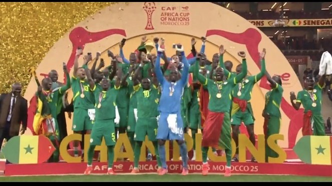 Bravo au Sénégal et bravo à cet homme, véritable héro du pays
🇸🇳⭐⭐