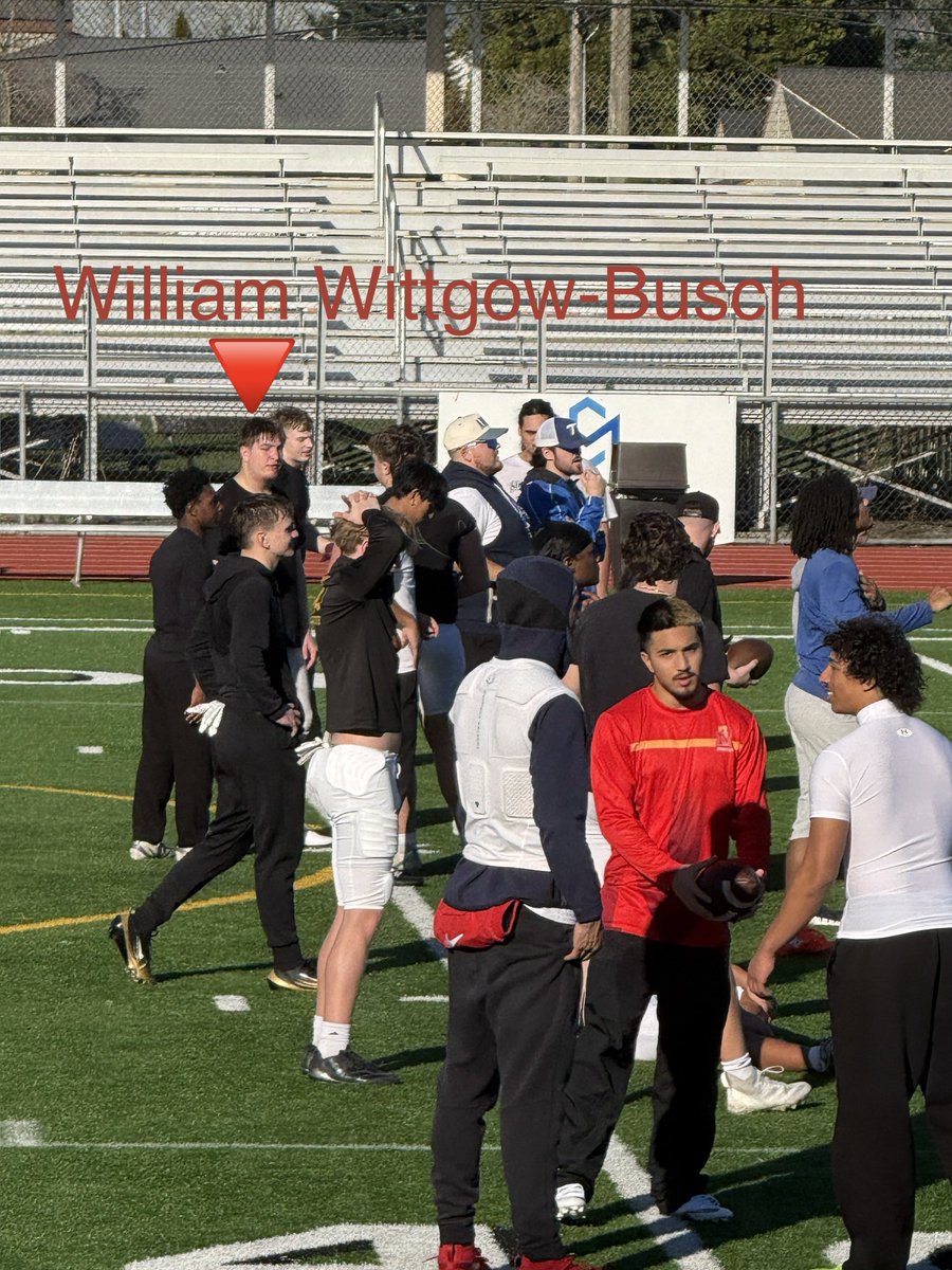 50Cali50WA's tweet photo. ⁦@WWittgow⁩ ⁦William Wittgow-Busch putting in the work ⁦⁩at the ⁦@CleatsV⁩ Cancer All Star practice. Working with new coaches, new plays this kid is ready to show off his powerhouse skills for the game on Monday at 3:00 pm! ⁦ https://t.co/EXnwhGU5il