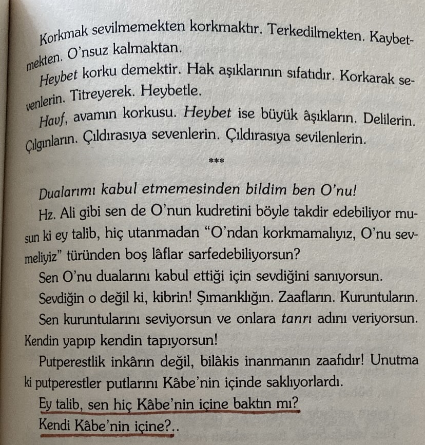 PtPanda_'s tweet photo. Kendi Kâbe’nin içine? https://t.co/tdaG5IJHSg