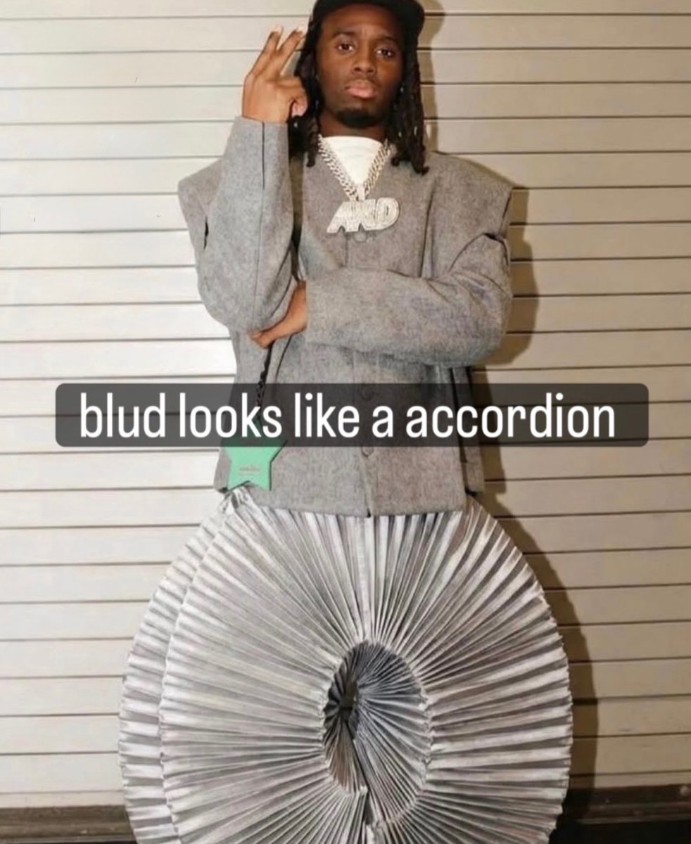 narrative tweet media