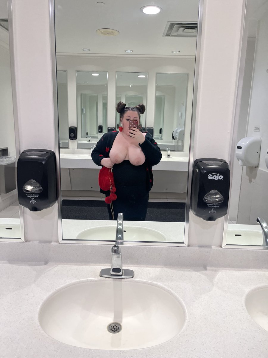 thicccncurvy tweet media