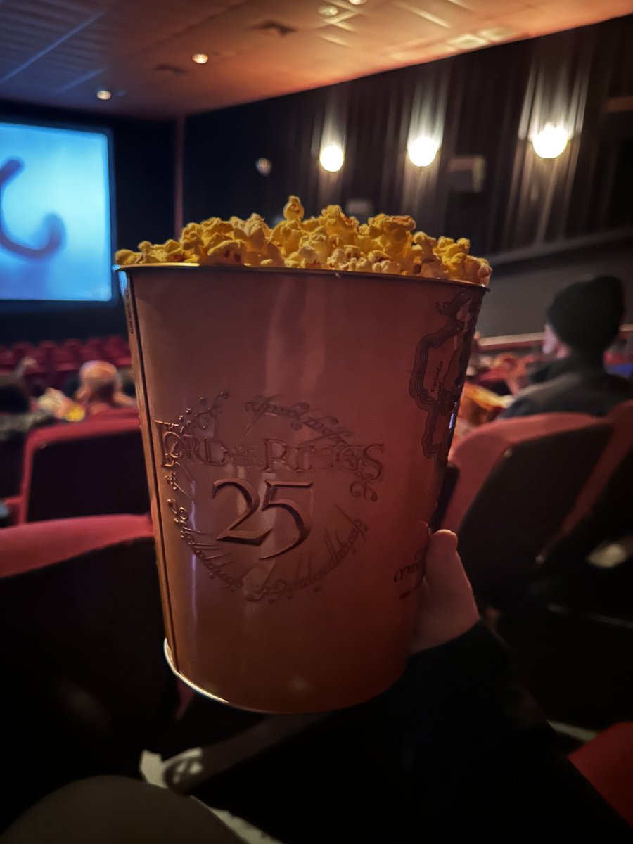 Bev Moulse🍊 (@shirerat) on Twitter photo 