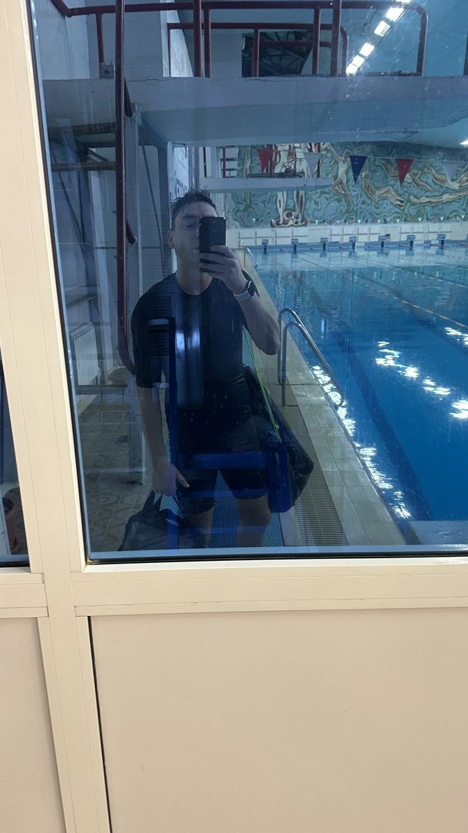 Live__stark's tweet image. Во-первых зацените мой (самый странный) подарок себе на др (новая шапочка, чтоб все знали кто здесь папочка). Оказалась ахуительной! I🖤TYR

Во-вторых я не понимаю почему все надрачивают консюмерскую хуяру на Speedo когда их джаммеры прожили типа месяц?!?!🤌🏻