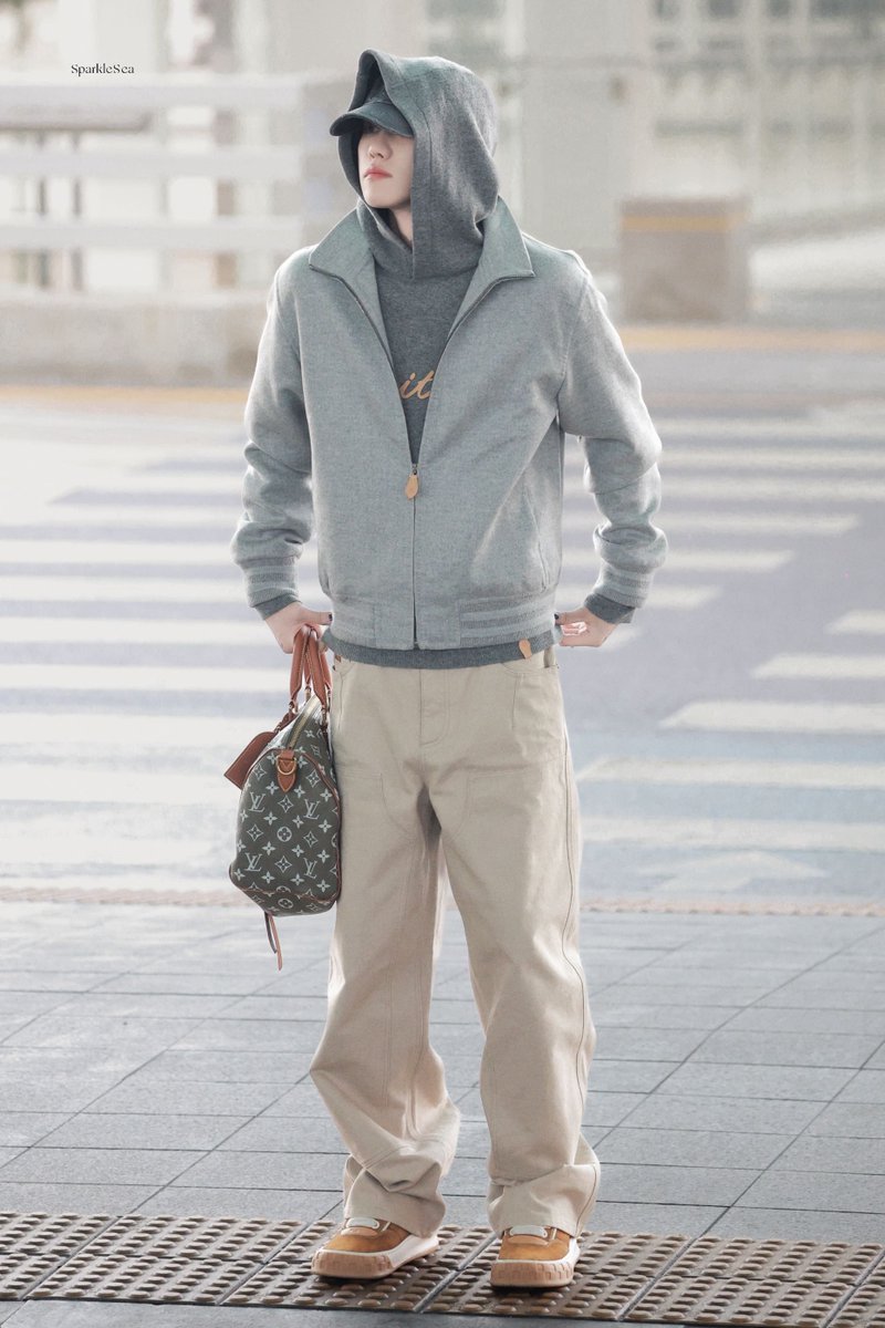 SparkleSea_the8's tweet image. 260117 ICN🛫
#디에잇 #THE8
#서명호 #徐明浩 #ミンハオ
#세븐틴 #SEVENTEEN