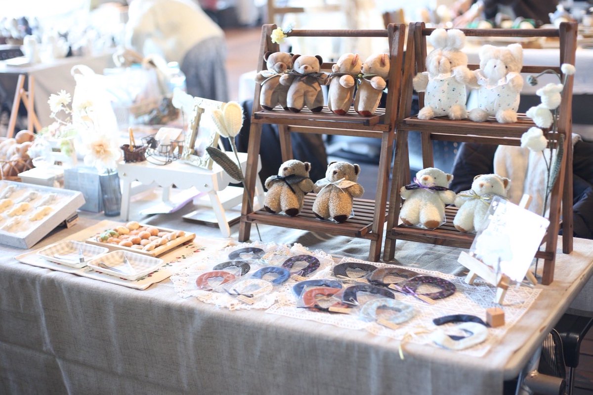 collonuinui's tweet image. ぬいぐるみ博
ブース番号【K】です！！

設営完了しました🎉
あいまいさんに素敵な写真撮ってもらいました😭
宜しくお願い致します🙇