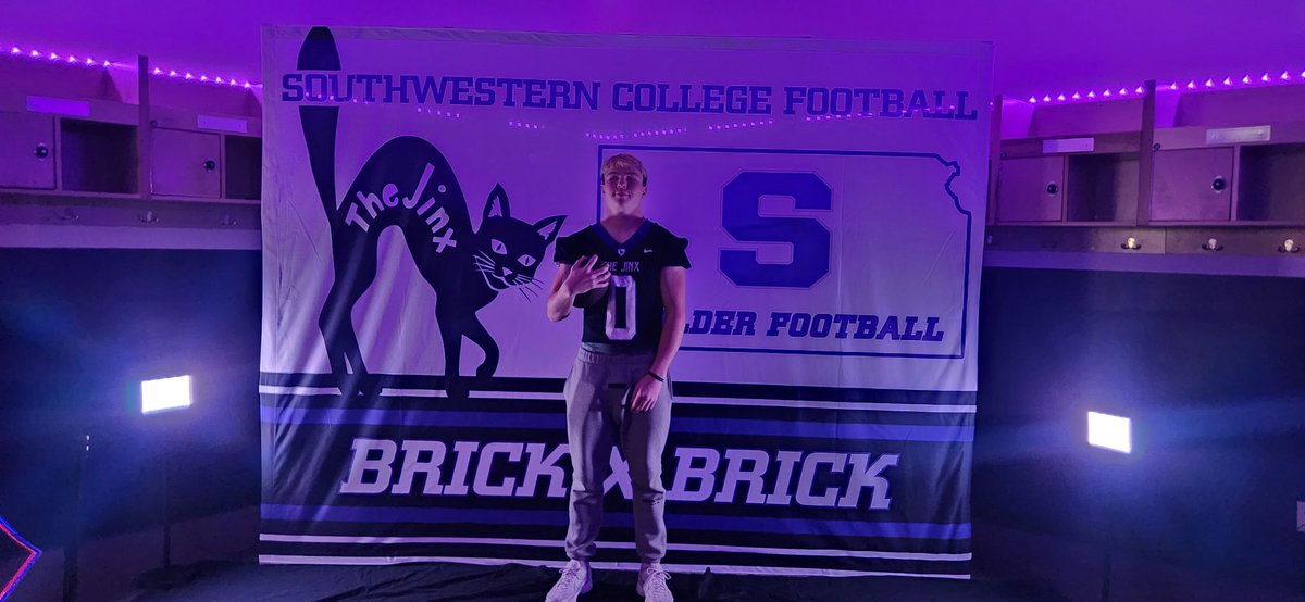 brogan_dietz's tweet photo. First off I just want to start by thanking God my family and my coach’s for everything they have done for me through this journey I would truly not be here with out them, with that being said im excited to announce I will be committing to @BuilderFootball !! https://t.co/ESmageXN72