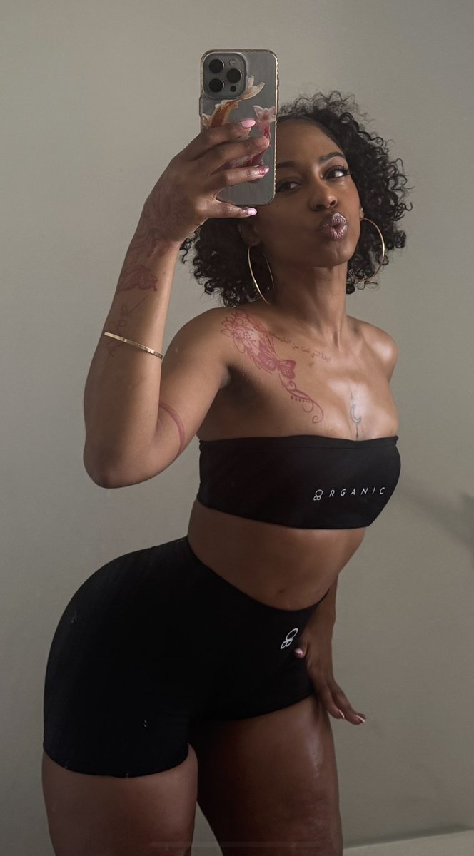 OrganicBodyy's tweet photo. OrganicBody setting tones https://t.co/dCObmwat1b