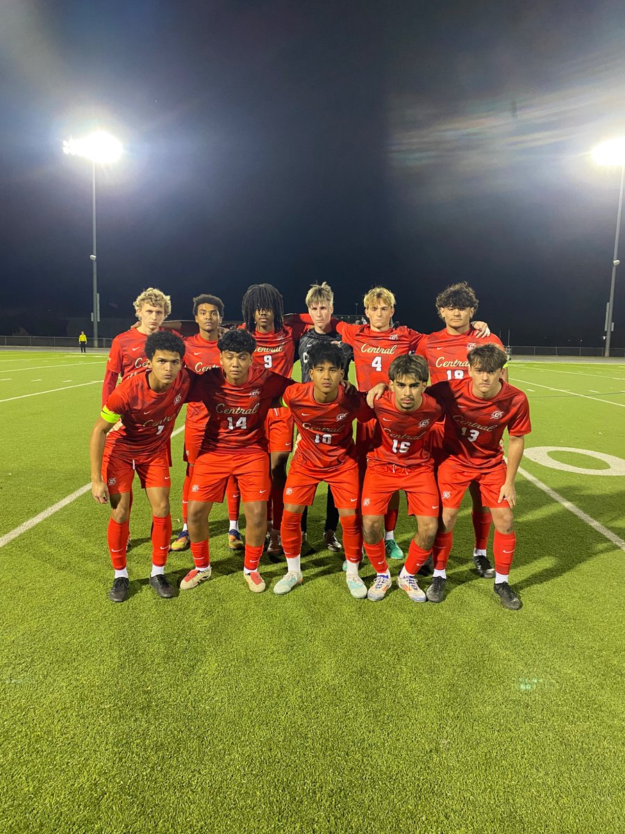 CFC_Soccer's tweet photo. Starting XI vs Timber Creek https://t.co/bpD0zpQ4qr