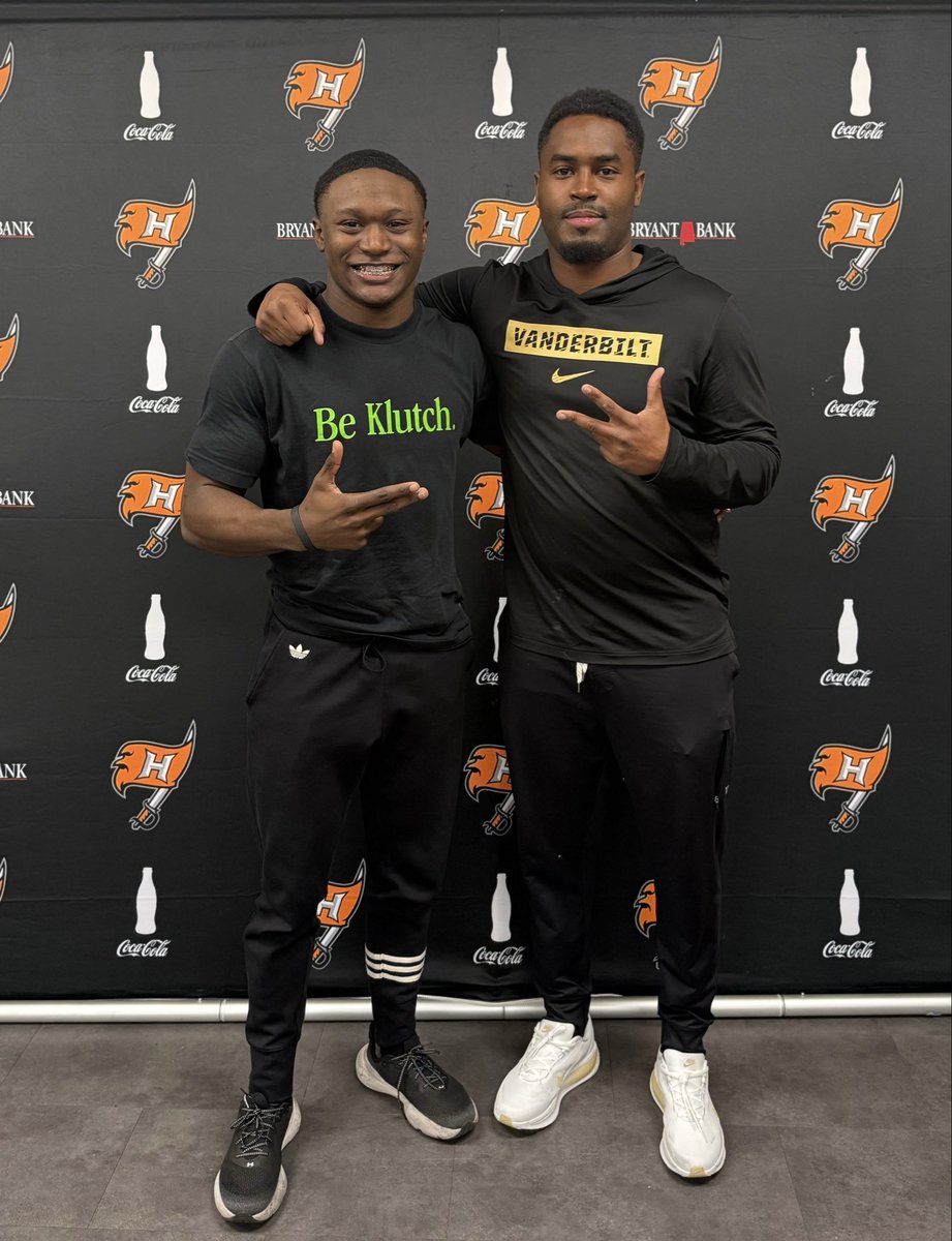 Hoover Bucs Football tweet media