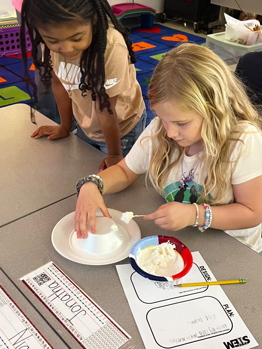 KPESstars's tweet photo. It was a stem-tastic day around KP! #stemfriday #pltw https://t.co/1tTz4t03qu