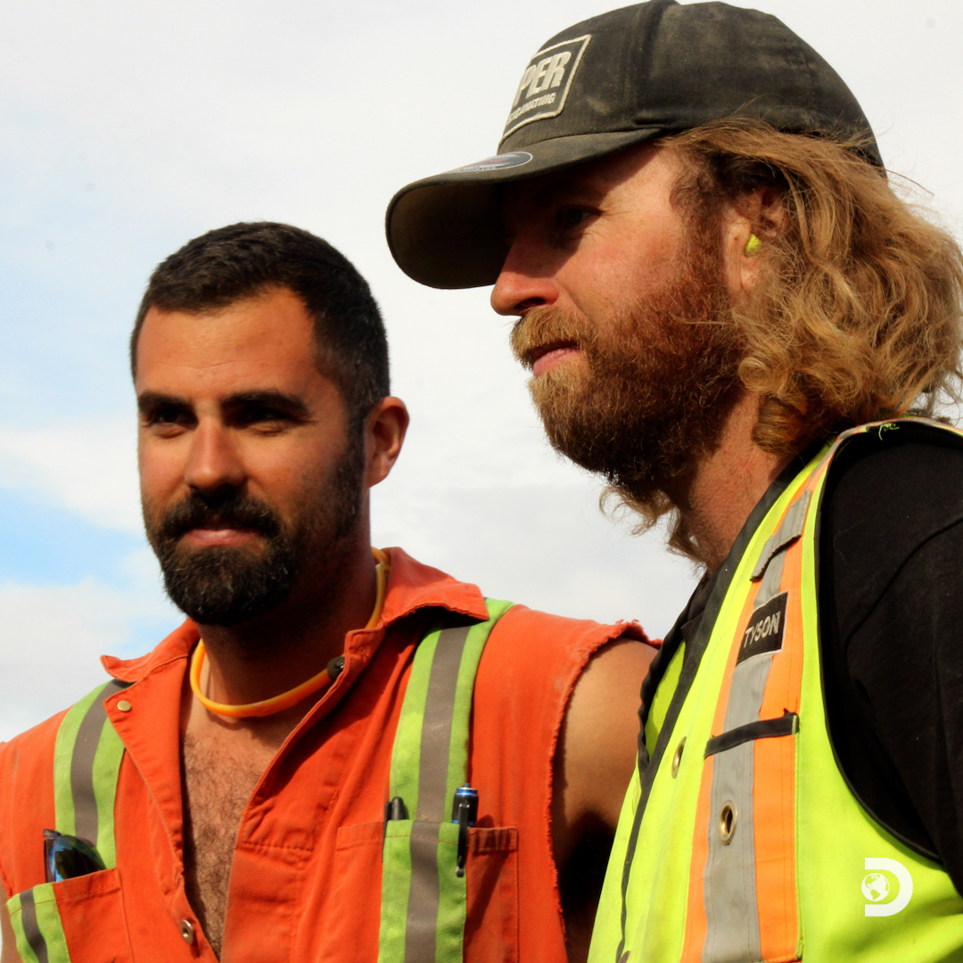 Fire 'em up 🔥

A new #GoldRush starts now on Discovery