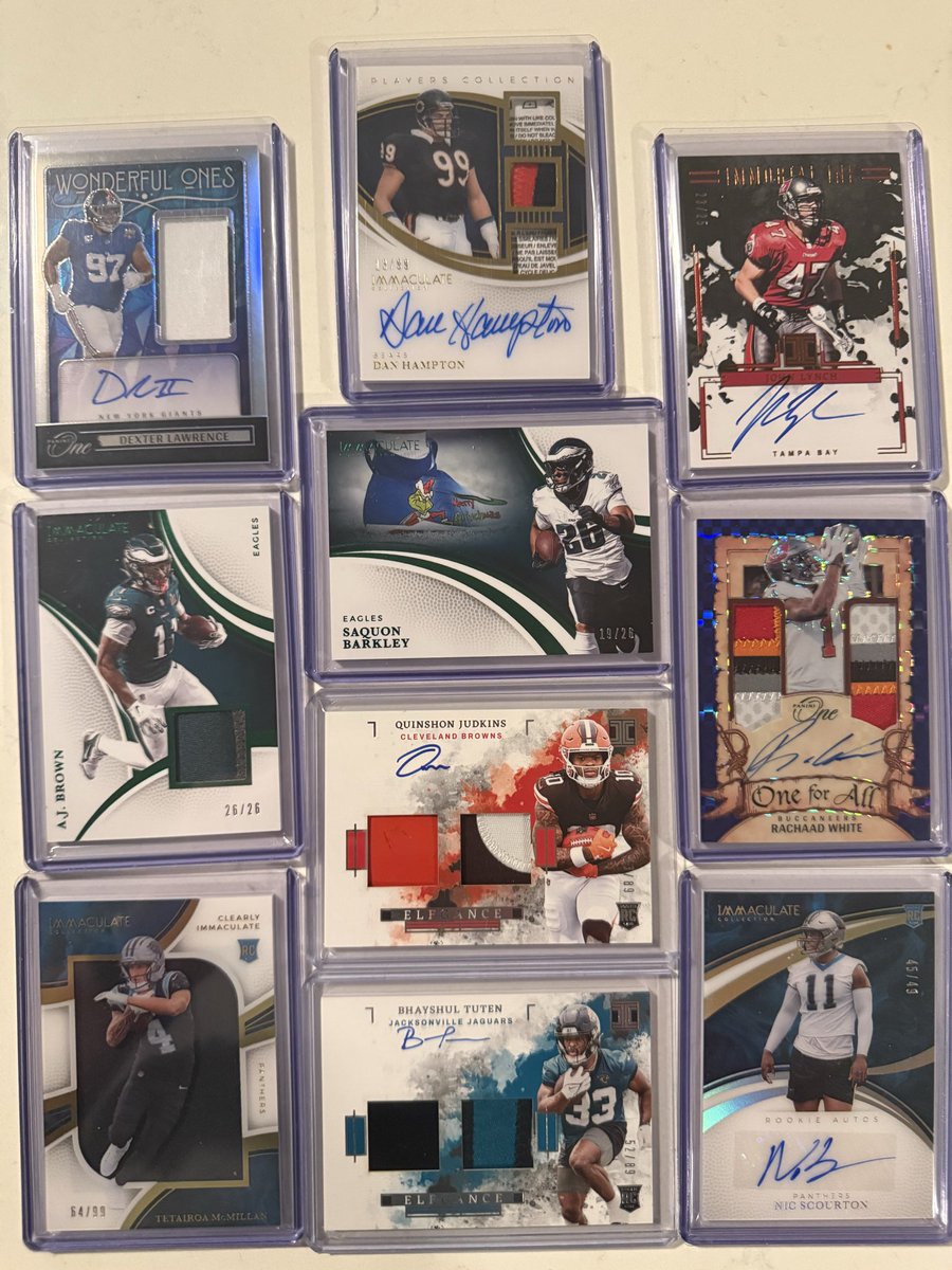 CardCollecter8's tweet photo. Collection building. #ImmaculateCollection @Sir_BeefWelly @CardPurchaser What you think?? https://t.co/EDpRyzlWeO