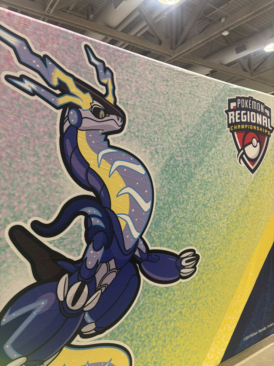 After a flight cancellations, a group of friends and I drove the 8 hours to Toronto and made it in time for regionals!!!! #pokemon #torontoregionals