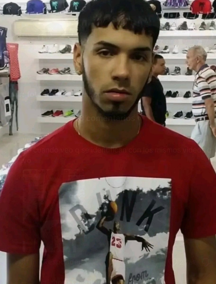 finitabilingue's tweet image. me dijeron que soy una red flag andante