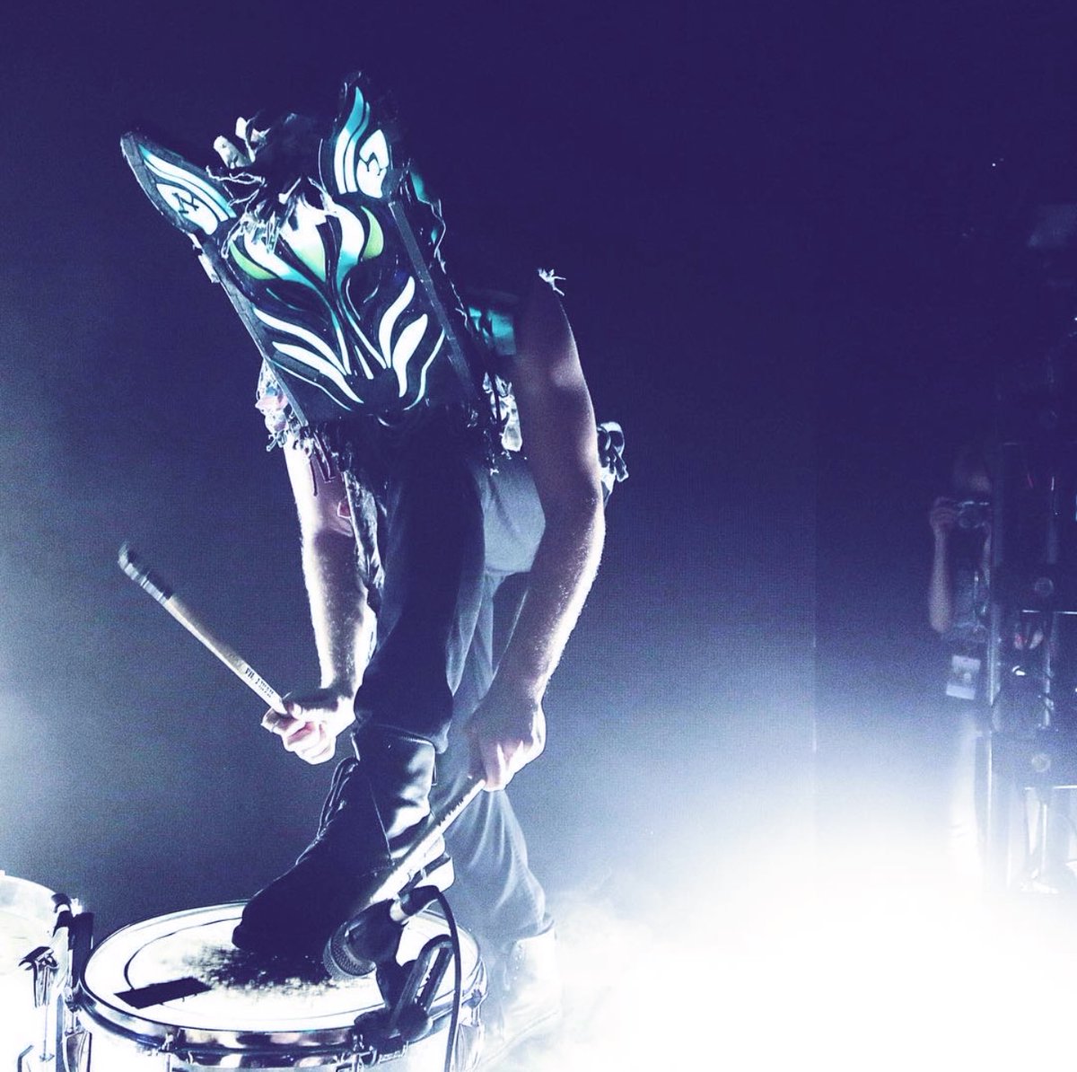 Slow Magic tweet media