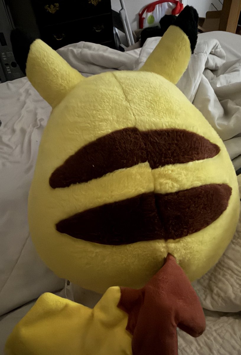 suzie @ YOUTOOZ!!!! tweet media