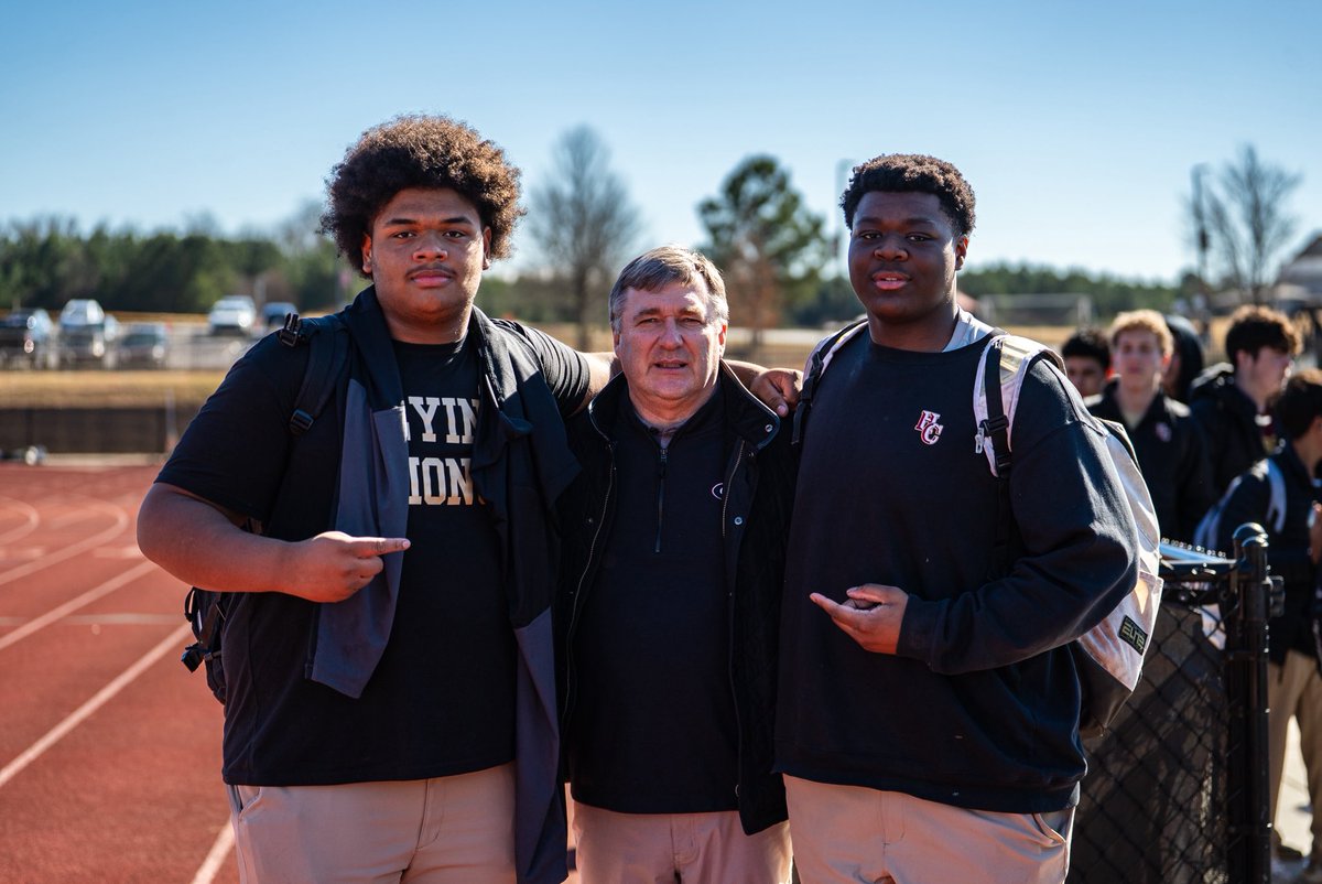 Hebron Lions Football tweet media