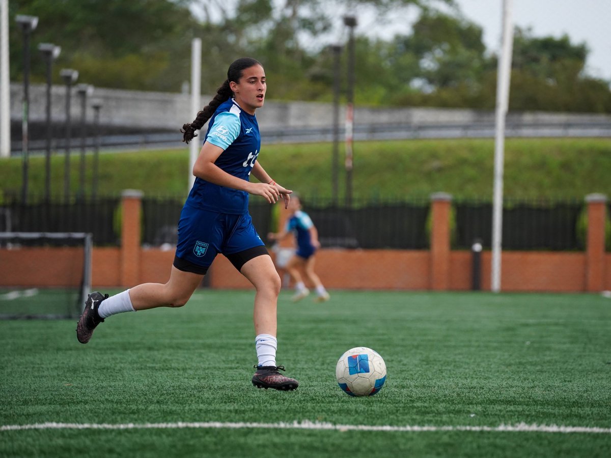 ¡PREPARACIÓN ⚽️!

La selección femenina #PanamáSub17 🇵🇦 entra en la recta final de su preparación antes de viajar 🛫 a Bermudas 🇧🇲 para disputar la Ronda Uno de las Clasificatorias de <a href="/ConcacafW/">Concacaf W</a> 🏆.

Los detalles ➡️ fepafut.com/blog/2026/01/1…