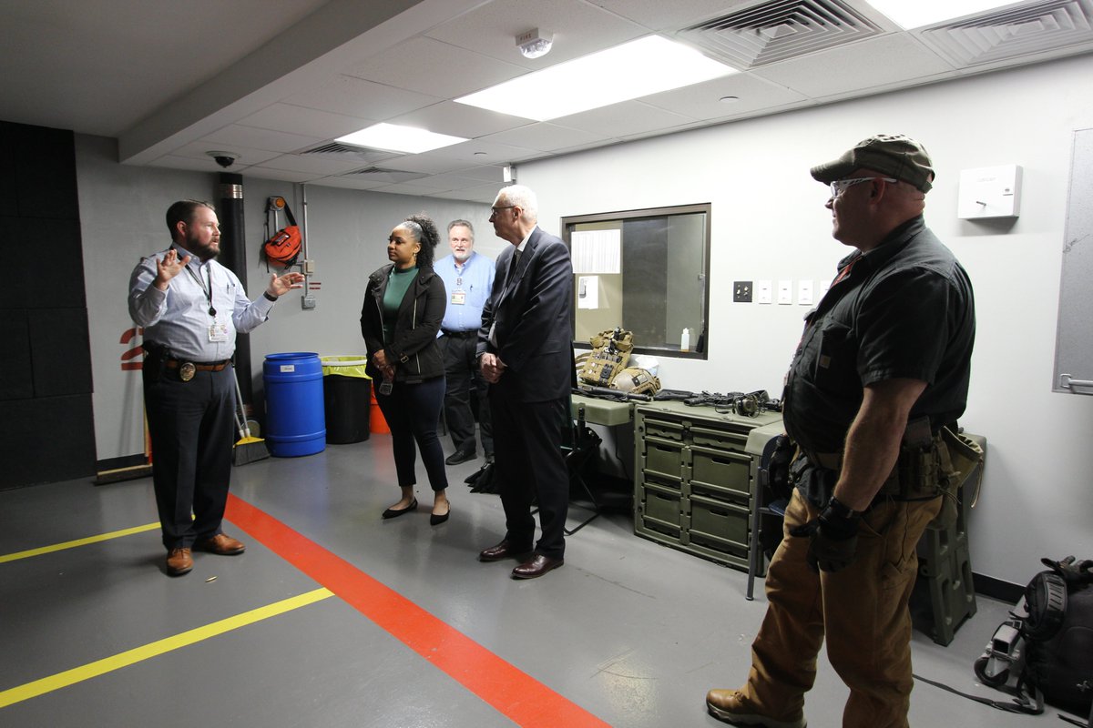 UT Police at Houston tweet media