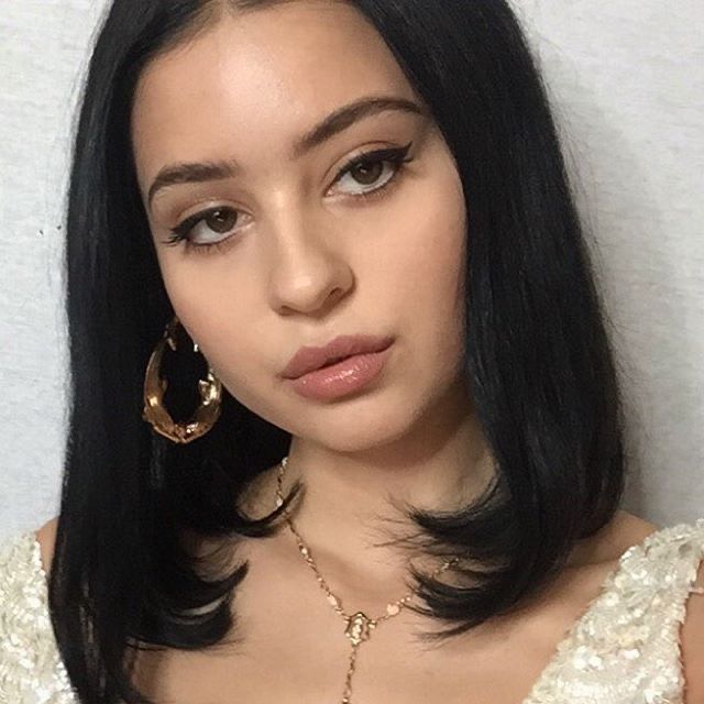 archivedemie's tweet photo. sis found a secret to look in her 20s forever https://t.co/fT1cSUJmTc