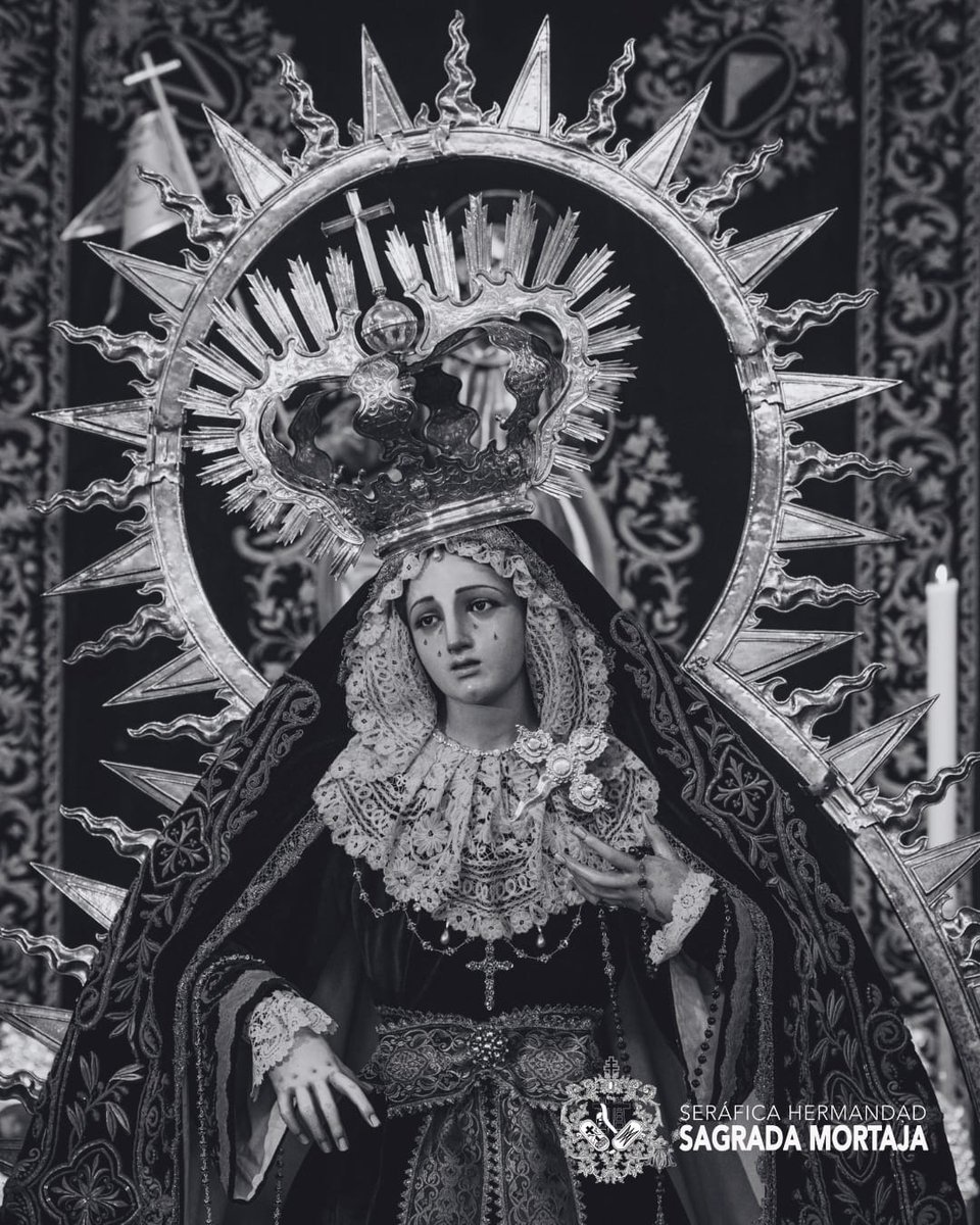 Nos unimos al dolor de nuestra Alcaldesa Doña María José García - Pelayo, que en el día de hoy lamenta el fallecimiento de su padre.

Elevamos nuestras oraciones a la Reina de los Ángeles.

"Dale Señor el Descanso Eterno, y brille para él la Luz Perpetua. Descanse en Paz. Amén".