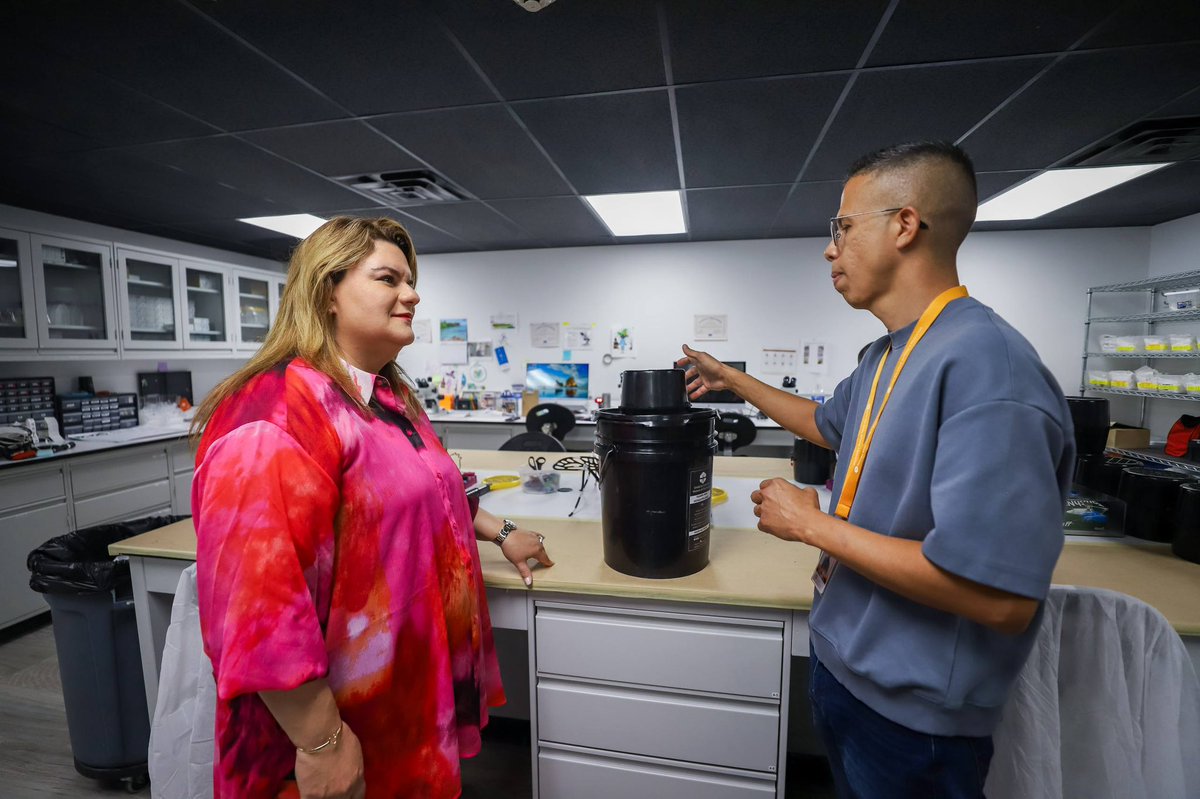 Jenniffer González tweet media