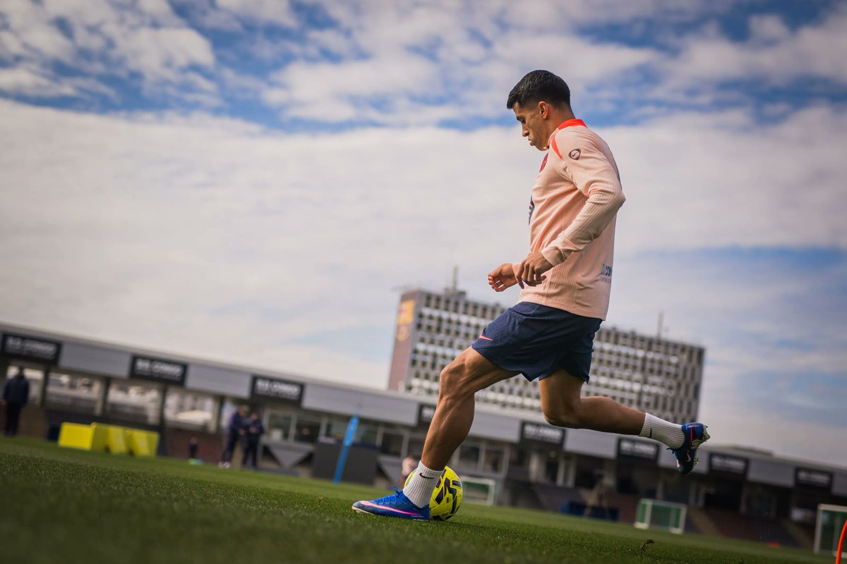 FCB World tweet media