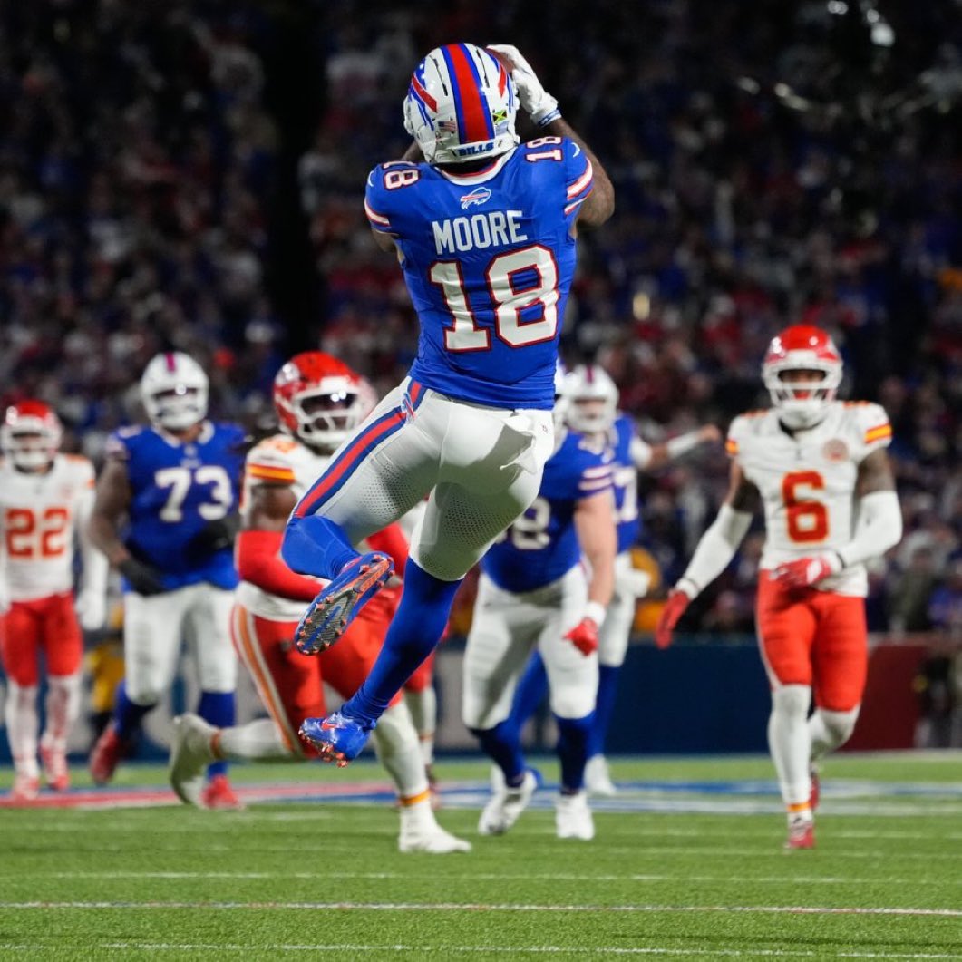 MySportsUpdate's tweet image. The #Broncos have elevated WR Elijah Moore from their practice squad to the active roster ahead of Saturday’s game vs. the Bills. 

Moore started the season… on the Bills.