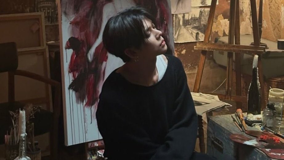 closetobeomgyu's tweet image. ghost girl aesthetic u are EVERYTHING to me actually