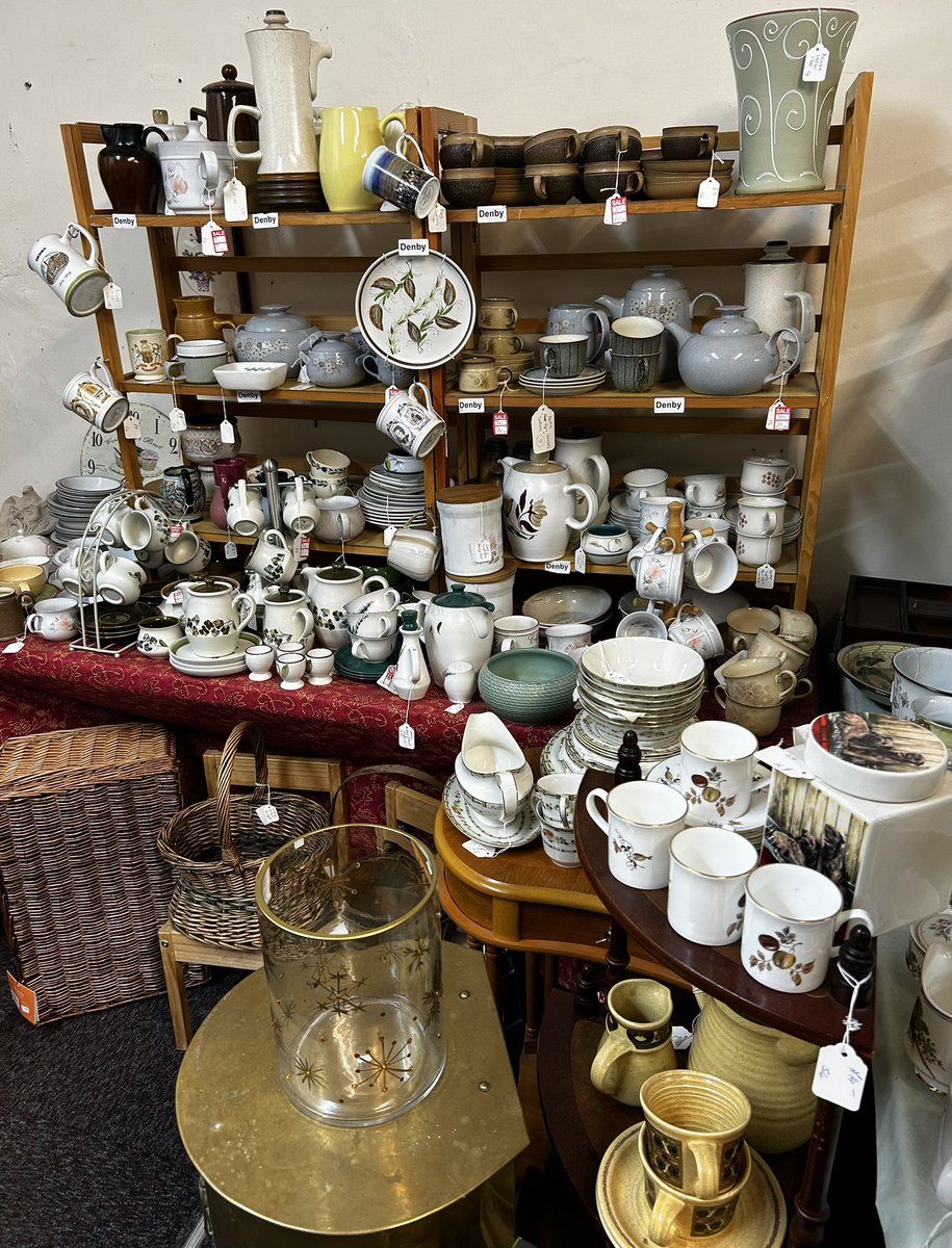 Weekend Opening Hours - 
Saturday 10am until 4.30pm 
Sunday 11am until 4.30pm 
(Please call for prices, quoting unit 54 - 01629 760808) #matlockantiques