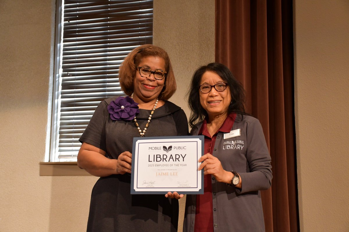 Mobile Public Library tweet media