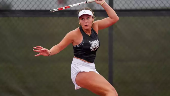 SIUE Women's Tennis Battles UIS. Valparaiso <a href="/siuewtennis/">SIUE TENNIS</a> tinyurl.com/23s25m7w