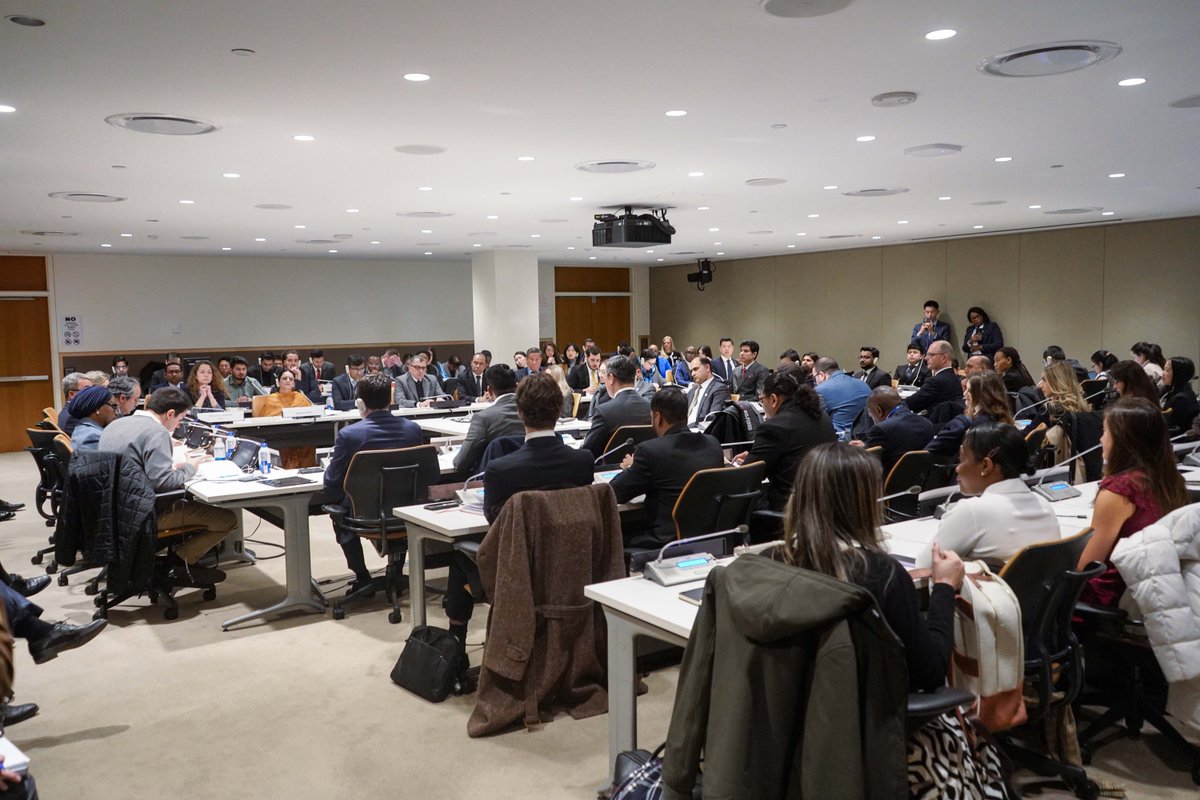 At a moment of rising conflict and declining trust, multilateralism must evolve❗ Today, ASG for Youth Affairs @Felipepaullier stressed that the UN’s credibility depends on delivery &amp; on making peace and security more inclusive, tangible &amp; accountable to young people. 
#YouthLead