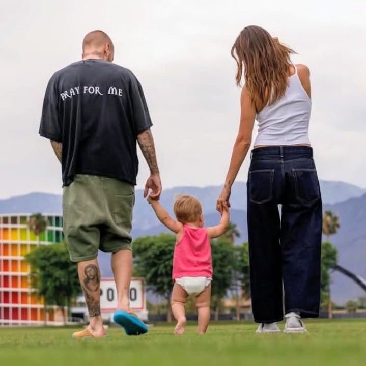 JBieberCharts's tweet image. 2016                                     2026