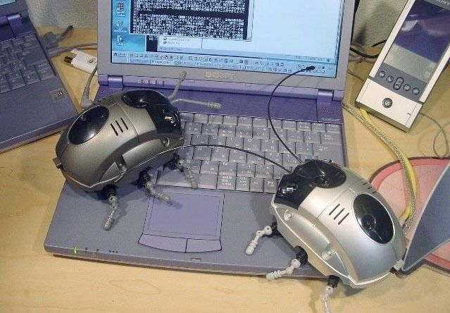 miren estos insectos!!!!! son re futuristas!! yo lo quierooo esta re copadoo!!! son geniales!!